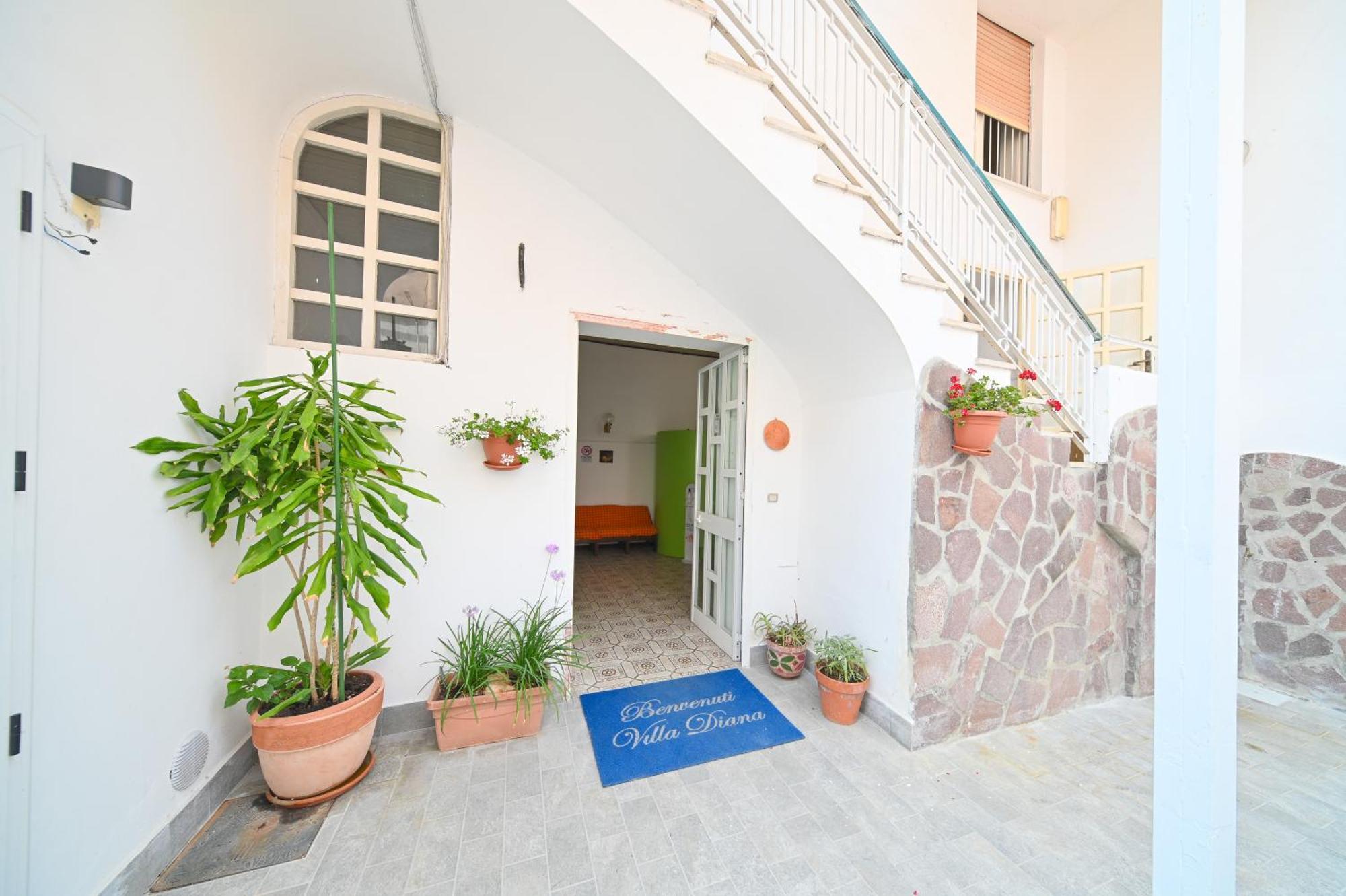 Villa Diana - Beach & Rooms อีสเกีย ภายนอก รูปภาพ